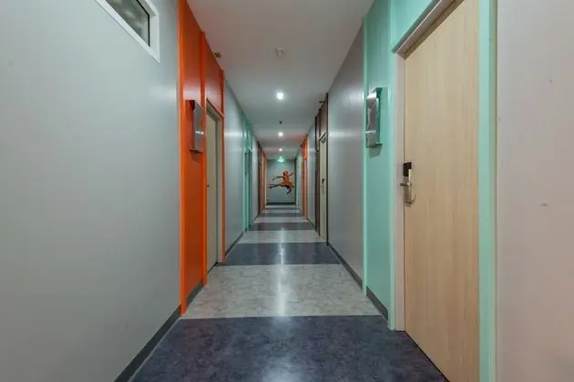 6-Bed Mixed Dormitory with Shared Bathroom