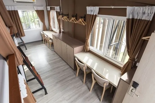 Male Dormitory with Shared Bathroom