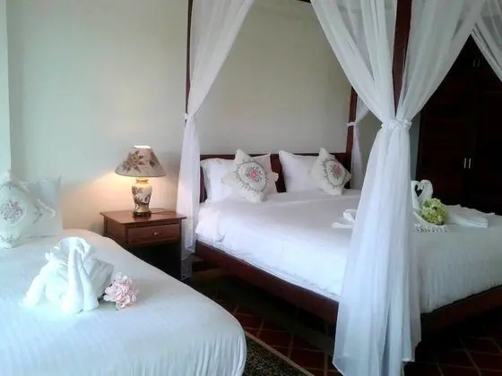 Deluxe Oda, Havuz Manzaralı (for 3 persons)
