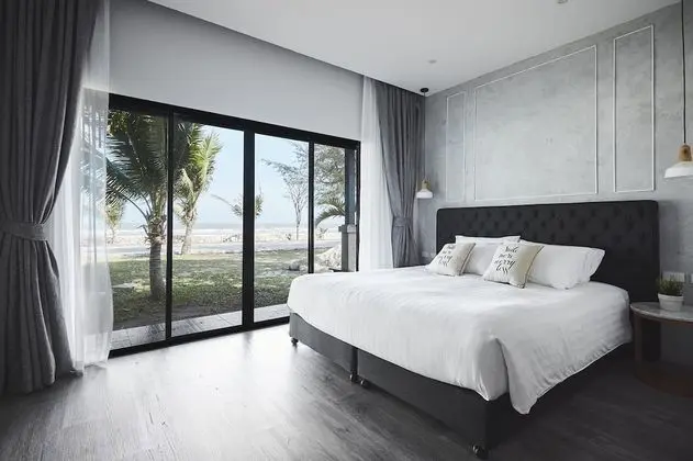 Family Beach Front 2 Bedrooms
