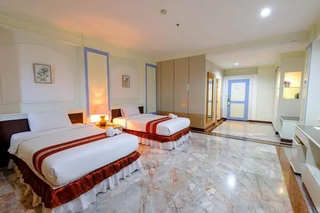 Superior Twin Room