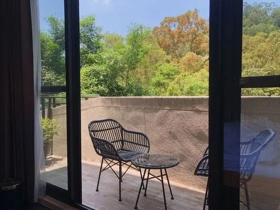 Tek Büyük Yataklı Oda, Dağ Manzaralı