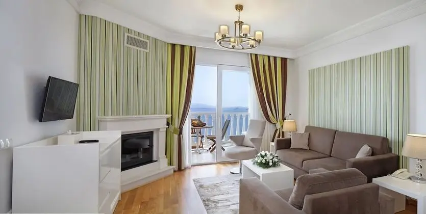 Villa, Deniz Manzaralı