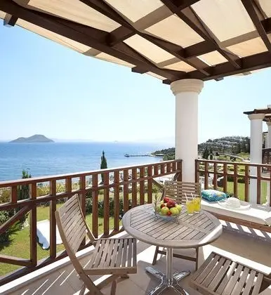 Villa, Deniz Manzaralı