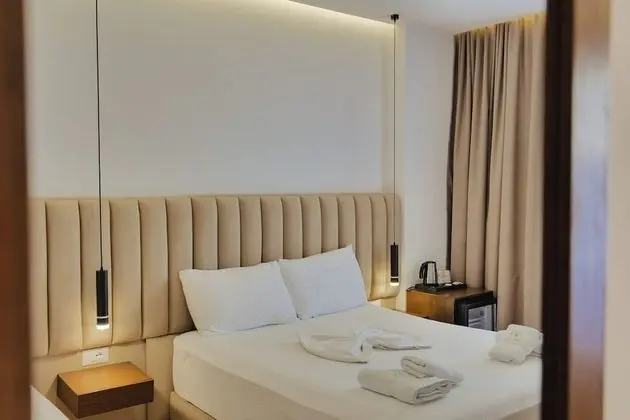 Deluxe Üç Kişilik Oda, Deniz Manzaralı