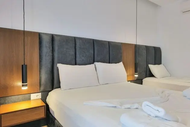 Deluxe Üç Kişilik Oda, Deniz Manzaralı