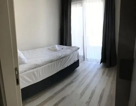 Daire-İki Yatak Odalı,Şehir veya Dağ Manzaralı,Balkonlu