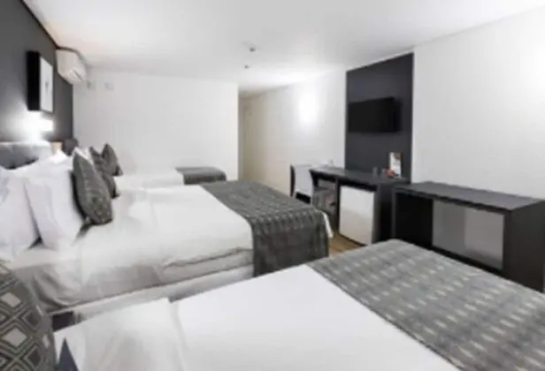 Superior Oda (cama casal + 2 solteiros)