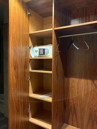 Büyük Yataklı Tek Kişilik Oda, 1 Tek Kişilik Yatak