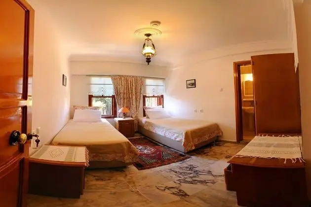 Standart Oda, Sokak Manzaralı