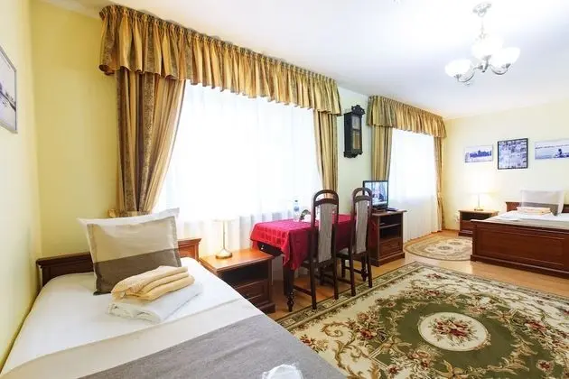 Standard Tek Büyük veya İki Ayrı Yataklı Oda, Avlu Manzaralı
