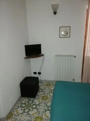 Tek Büyük Yataklı Oda (203)