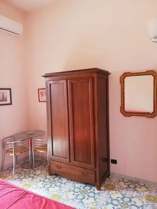 Tek Büyük Yataklı Oda (204)