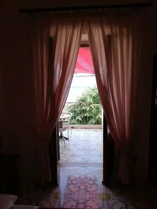 Tek Büyük Yataklı Oda (206)