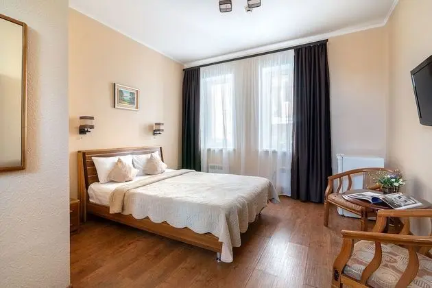 Standard Tek Büyük Yataklı Oda