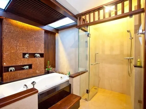 Deluxe Villa, Havuz Manzaralı
