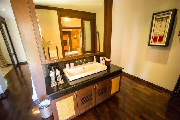 Deluxe River Villas