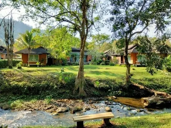 Deluxe River Villas