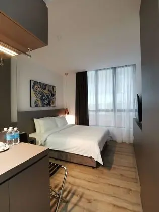 Deluxe Tek Büyük Yataklı Oda