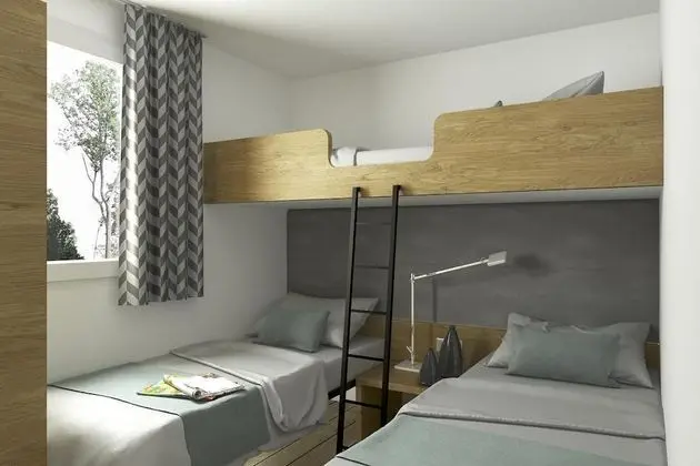Deluxe Karavan, Birden Çok Yatak, Sigara İçilmez