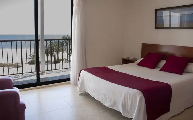 1 Çift Kişilik Veya 2 Tek Kişilik Yatak Partial Sea View