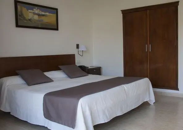 1 Çift Kişilik Veya 2 Tek Kişilik Yatak Standard