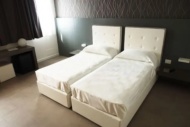 Standard Tek Büyük veya İki Ayrı Yataklı Oda