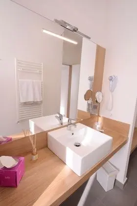 Standard Tek Büyük veya İki Ayrı Yataklı Oda