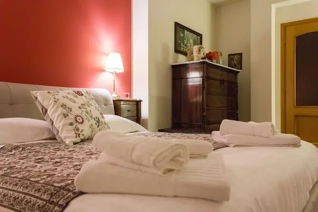 Tek Büyük Yataklı Oda, Balkon