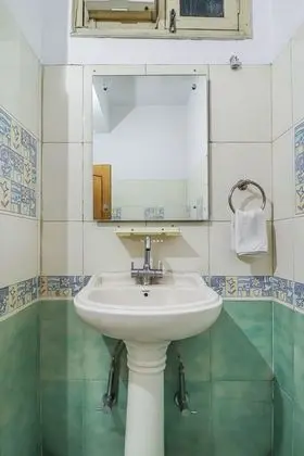 Royal Tek Büyük Yataklı Oda