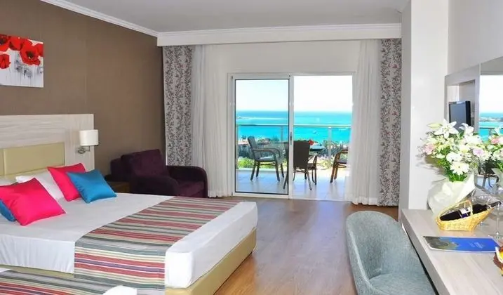 Çift Kişilik Tek Kişi Kullanım Sea View