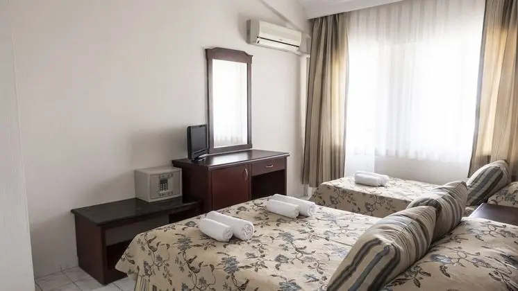 Standard Tek Büyük Yataklı Oda