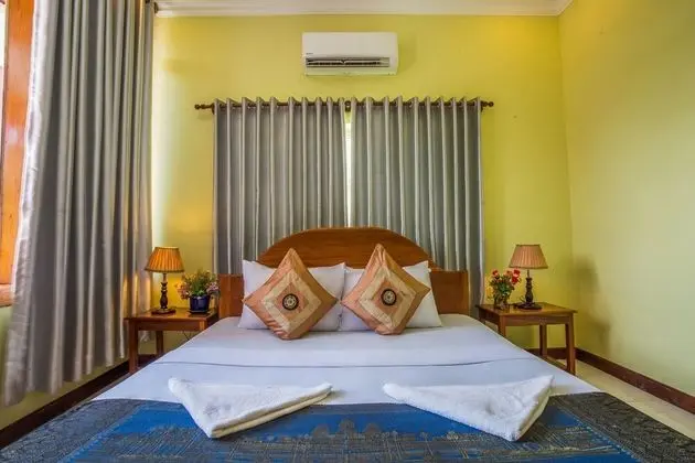 Tek Büyük Yataklı Oda (with air con - Free Pick up)