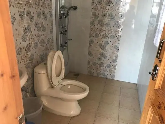 Büyük Yataklı Tek Kişilik Oda