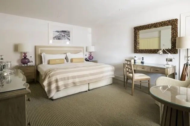 Tek Büyük Yataklı Oda (Courtyard)