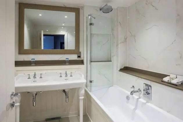 Tek Büyük Yataklı Oda, Manzaralı