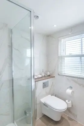 Tek Büyük Yataklı Oda, Manzaralı