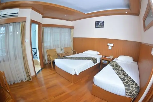 Superior Oda, Sigara İçilebilir, Balkon