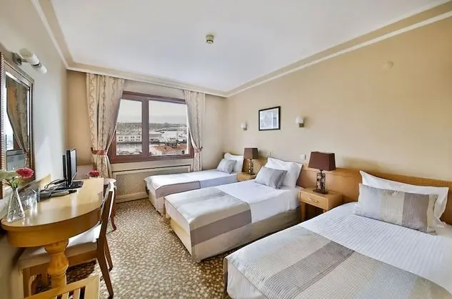 Standard Üç Kişilik Oda
