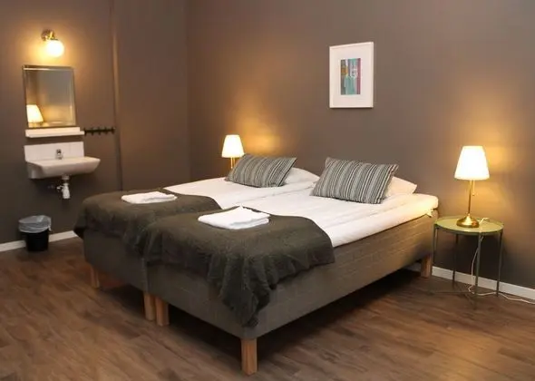 Basic İki Ayrı Yataklı Oda, Ortak Banyo