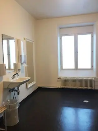 Basic İki Ayrı Yataklı Oda, Ortak Banyo