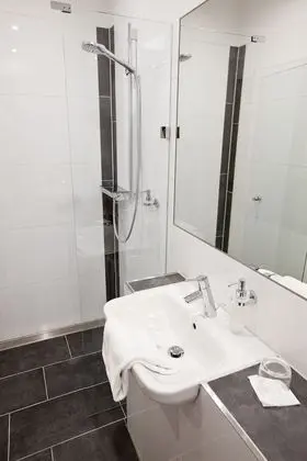 Tek Kişilik Oda, 1 Tek Kişilik Yatak, Sigara İçilmez