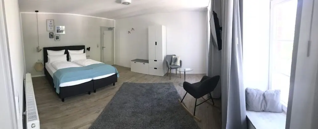 Tek Büyük Yataklı Oda