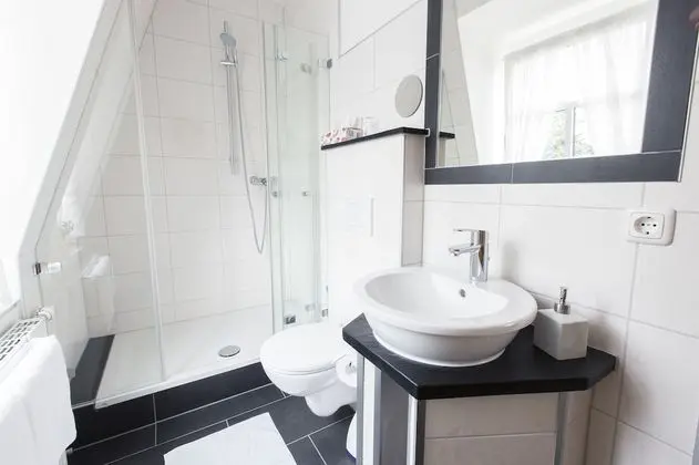 Tek Kişilik Oda, Banyolu/Duşlu