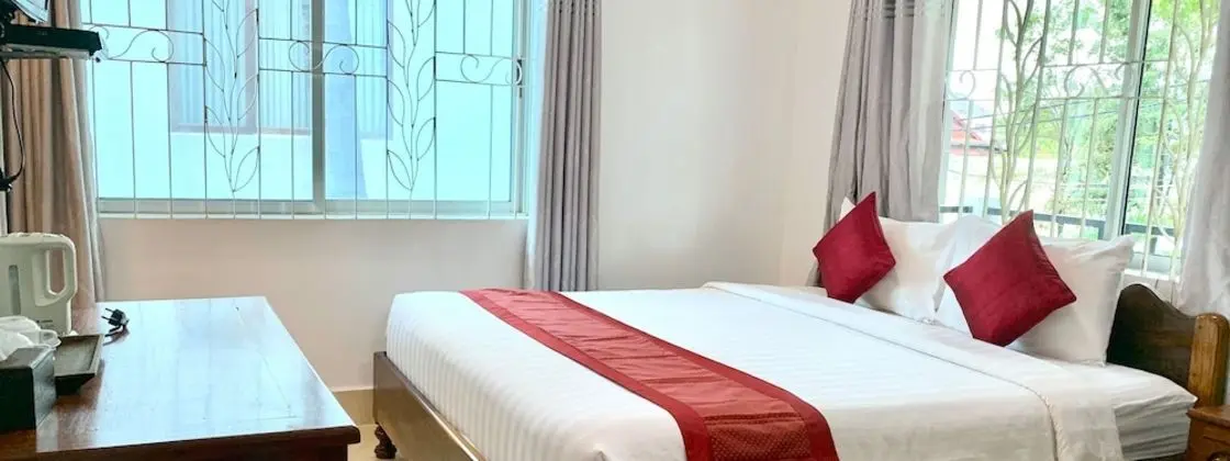 Standard Tek Büyük Yataklı Oda