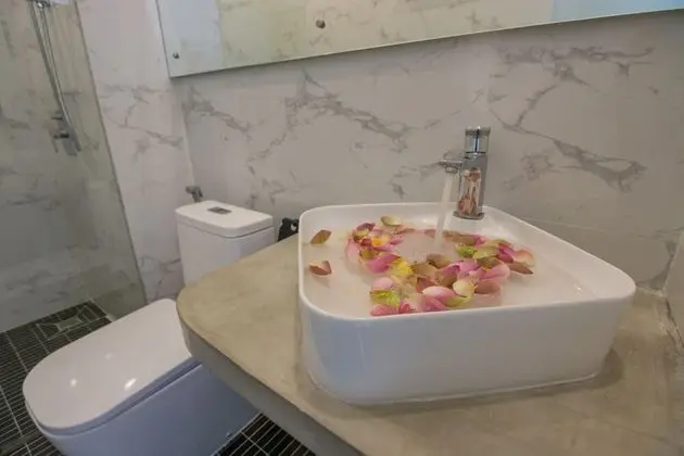 Deluxe Stüdyo Süit, 1 Yatak Odası, Şehir Manzaralı, Bahçeli