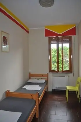 Ortak Ranzalı Oda, 2 Tek Kişilik Yatak, Ortak Banyo (2 people)