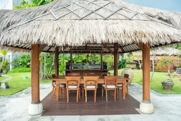 Villa, 4 Yatak Odası, Kişiye Özel Havuzlu (Puri Sienna)