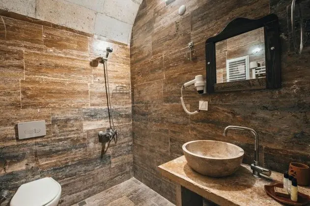 Bahçe Katı Standart - Ön Cephe, Bahçe veya Sokak Manzaralı