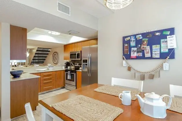 Daire (Siesta Bayside 2nd Floor Townhome)
